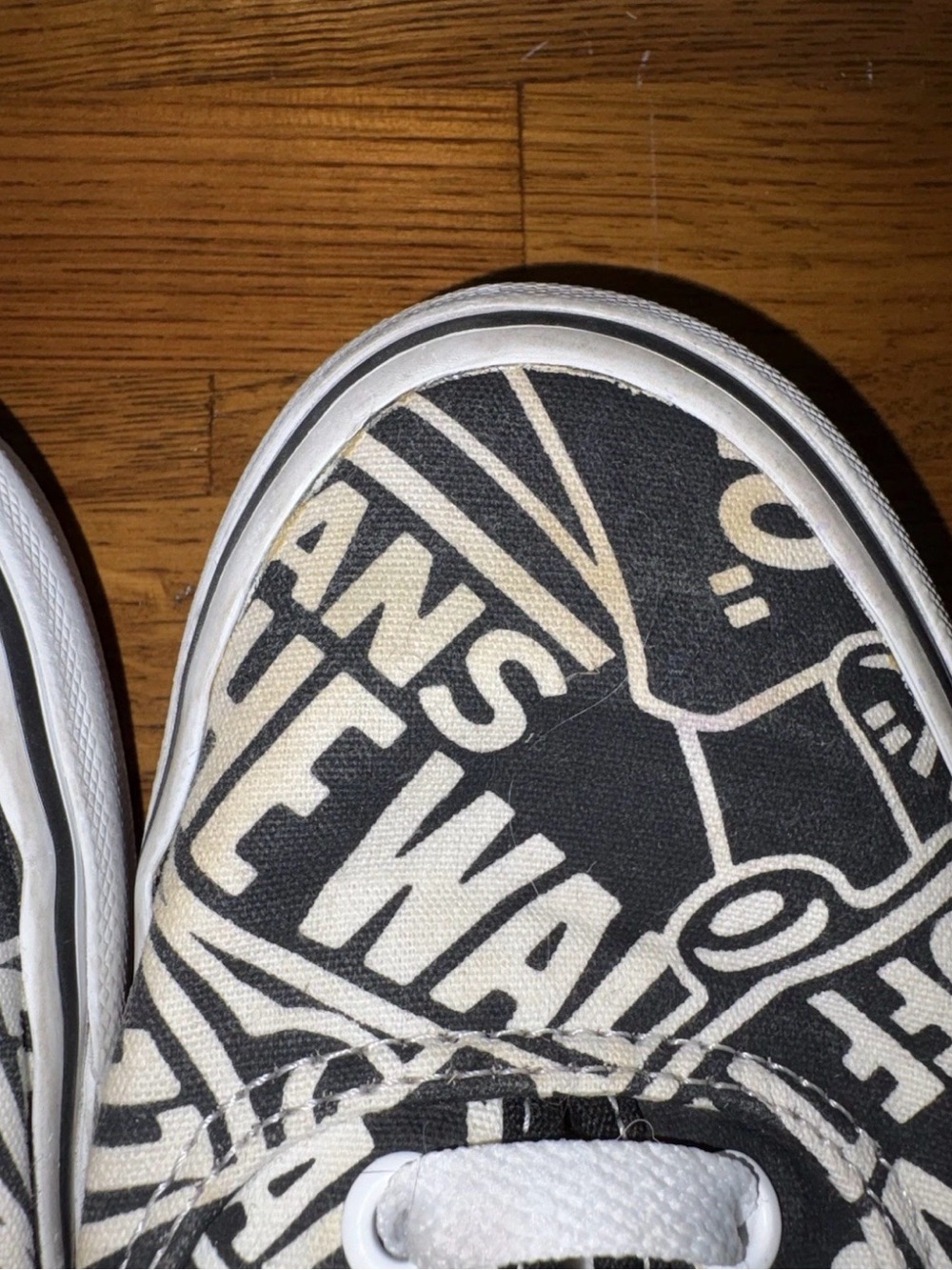 Vans Off The Wall OTF Repeat Black & White Graphic Logo Lace-Up Sneakers unisex - Picture 12 of 12